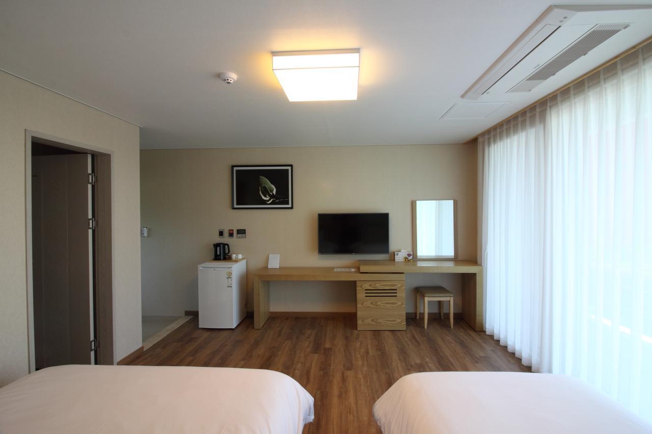 Suave Hotel Seogwipo Exterior foto