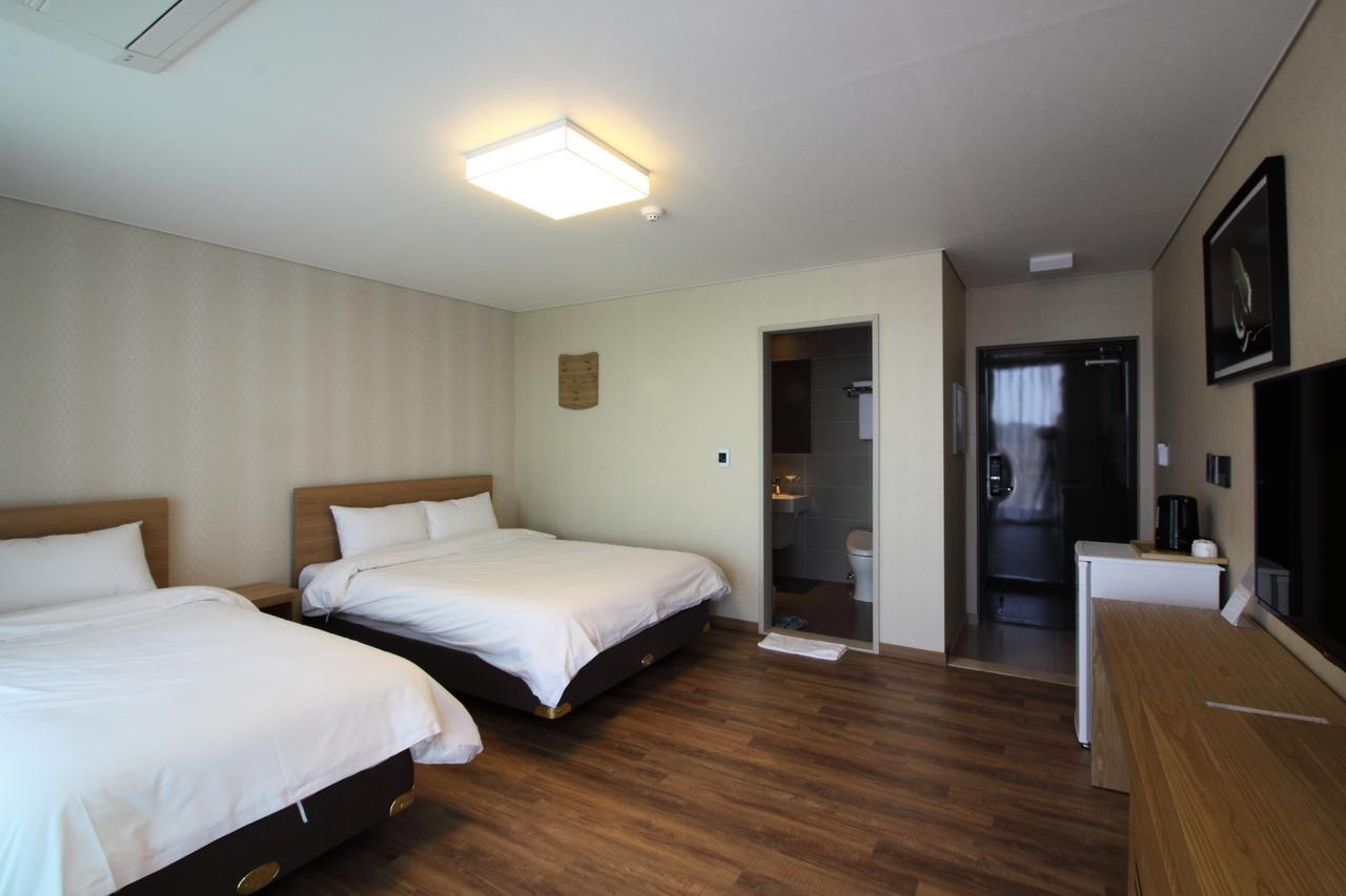 Suave Hotel Seogwipo Exterior foto